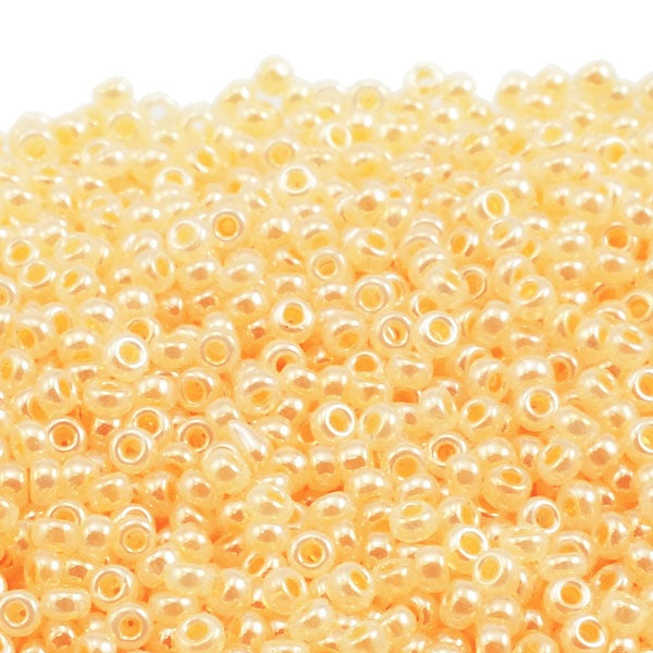Miyuki Seed Beads 11/0, daffodil ceylon