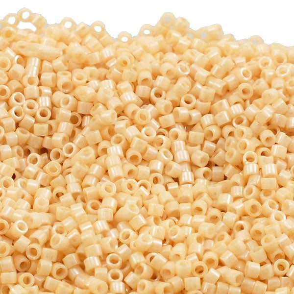 Miyuki 11/0 Delica Seed Bead, ceylon antique beige (DB204)