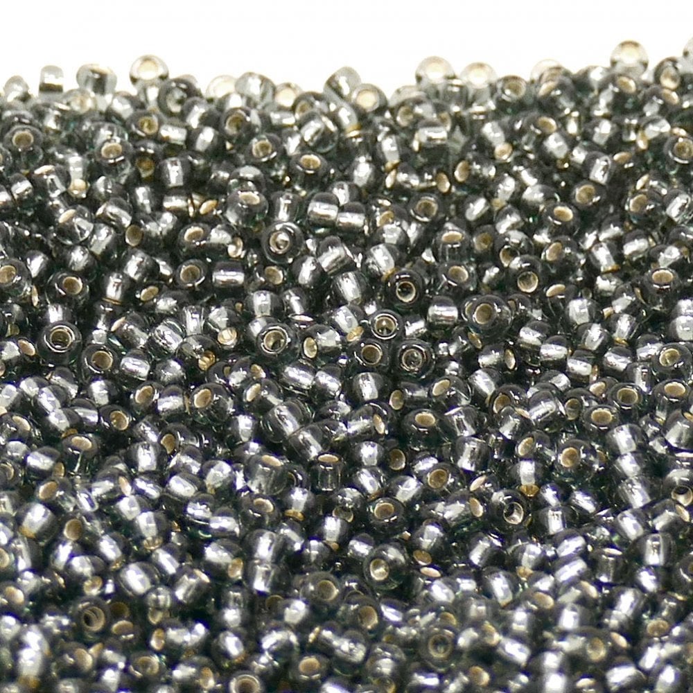 Preciosa Seed Beads 11/0, silver lined black diamond