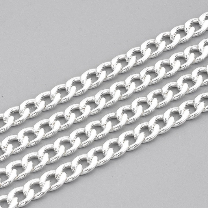 304 stainless steel chunky curb chain, 9x6mm, silver colour, shown in four diagonal strands