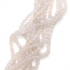 Agate Plain Round 4mm - White - 1 String (approx 95 beads)