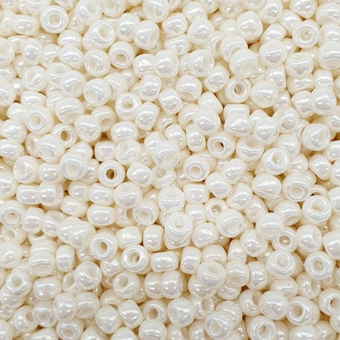  Seed Beads 6/0 - Ceylon Light Yellow - 10g
