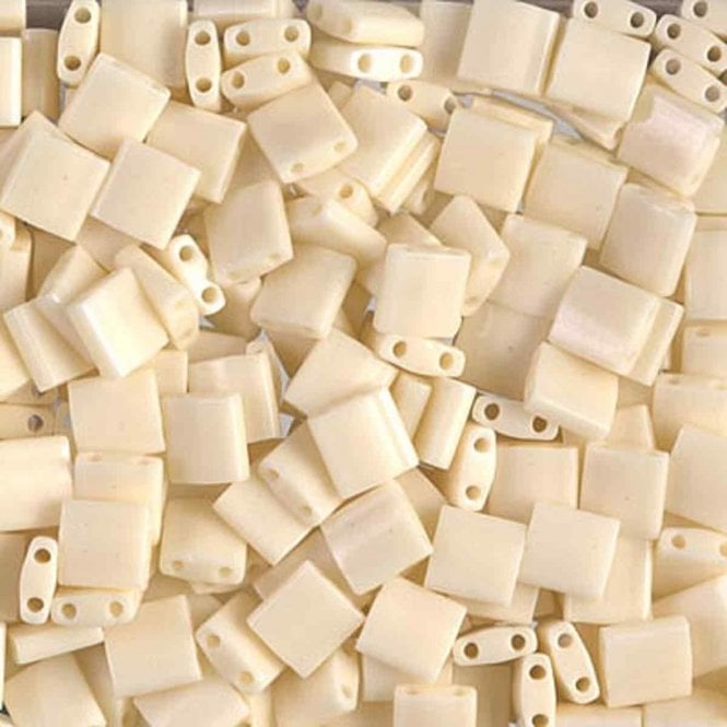  Tila Beads - Ivory Pearl Ceylon Luster - 5g
