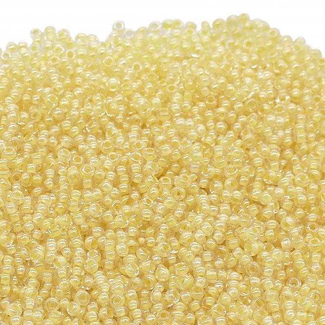 Seed Beads 10/0 - Inside Lined Cream - 20g